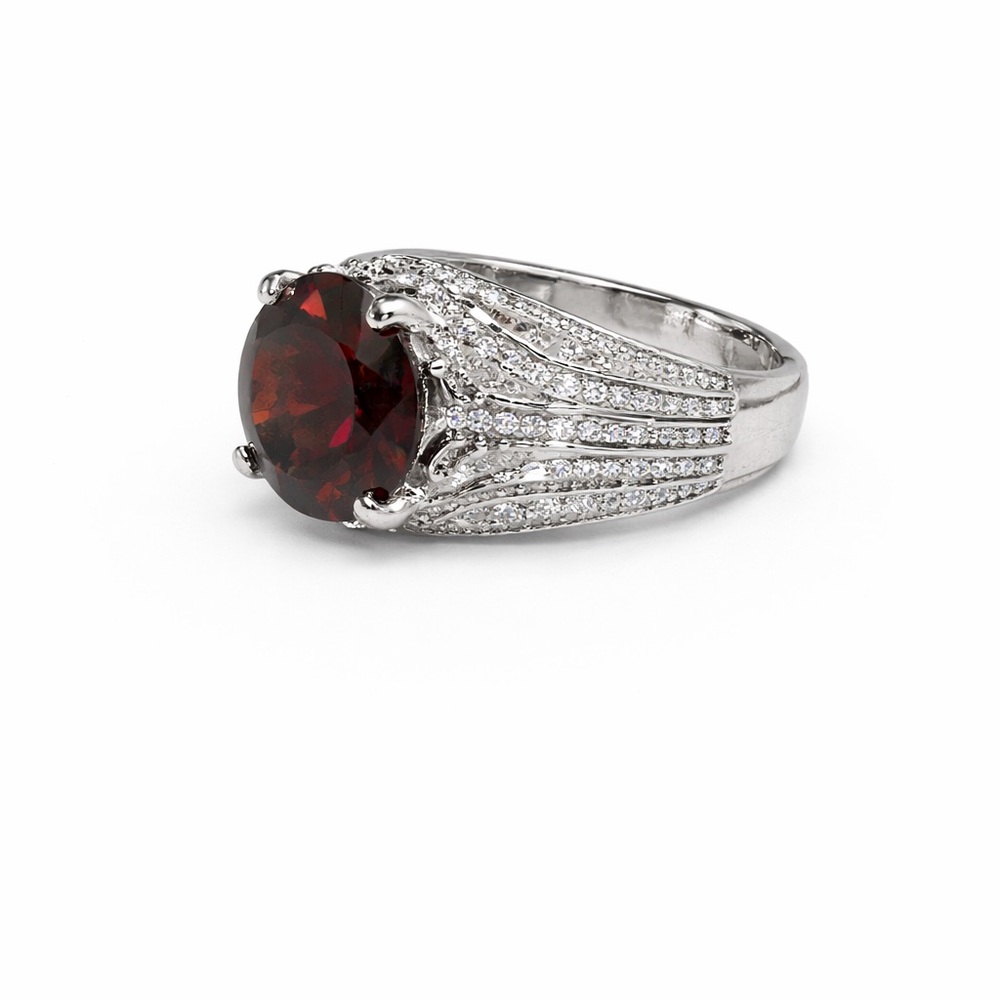Glamorous Silver Ring with Deep Red Gemstone